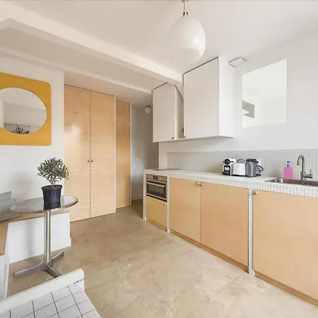 Appartamento Cosy And Design Nest In *