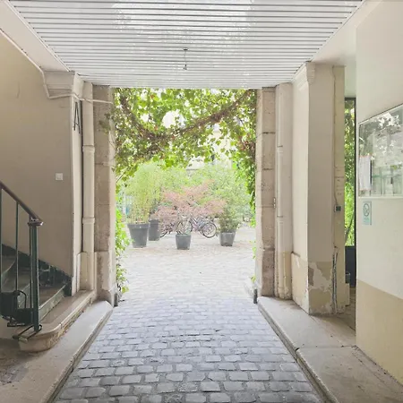 Appartamento Cosy And Design Nest In Parigi