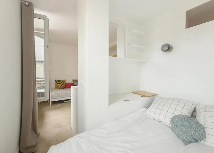 Cosy And Design Nest In Paryż